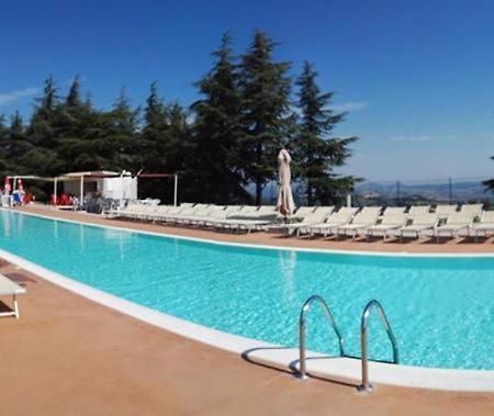 Agriturismo Ca Mignone Urbino Bagian luar foto