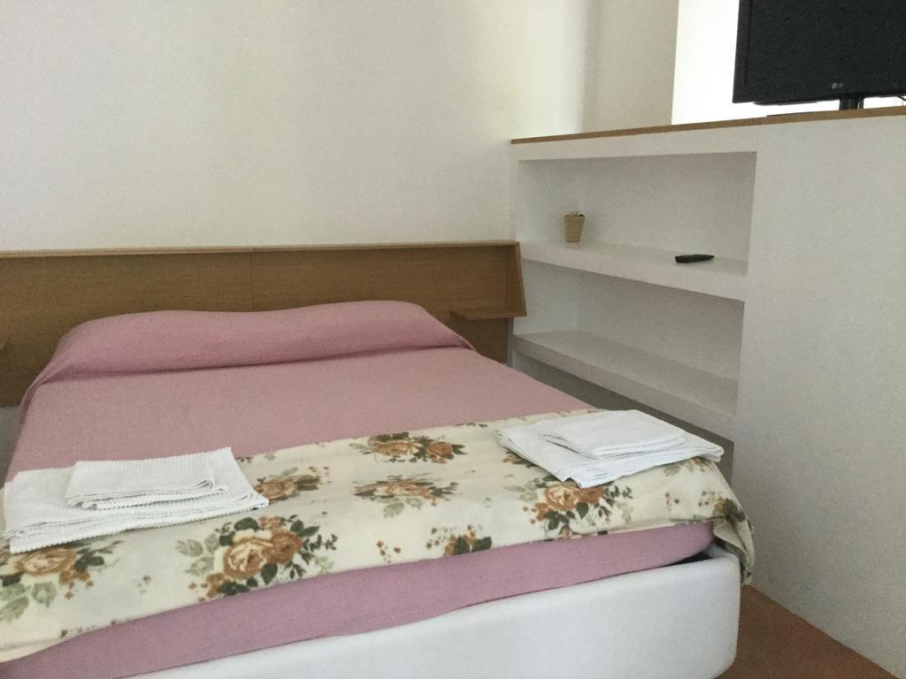 Agriturismo Ca Mignone Urbino Ruang foto