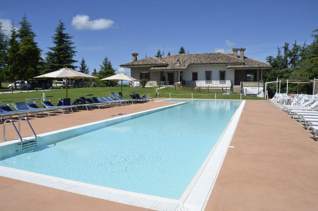 Agriturismo Ca Mignone Urbino Bagian luar foto