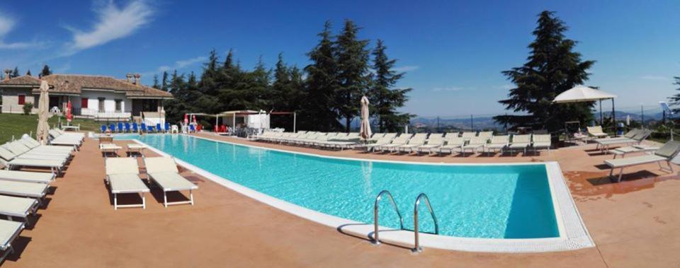 Agriturismo Ca Mignone Urbino Bagian luar foto